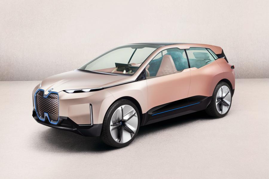  BMW Vision iNEXT 2018 года  (фото 110 из 128)